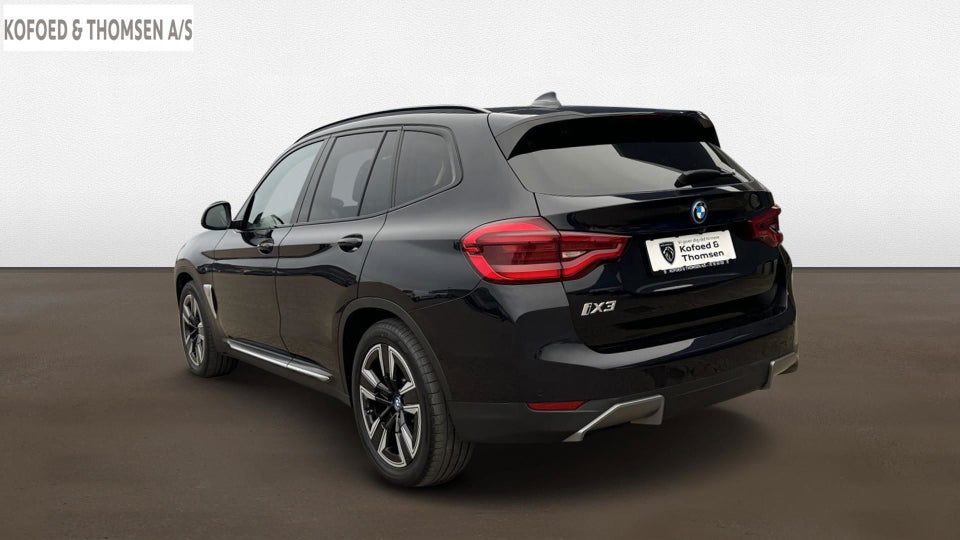 BMW iX3 Charged 5d