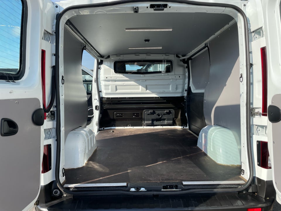 Nissan NV300 1,6 dCi 125 L1H1 Comfort Van