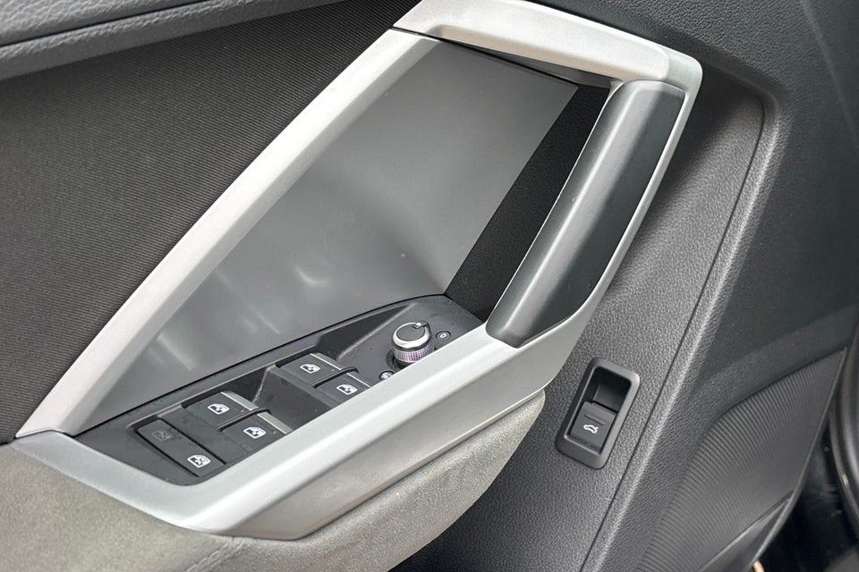 Audi Q3 35 TFSi Advanced Prestige S-tr. 5d