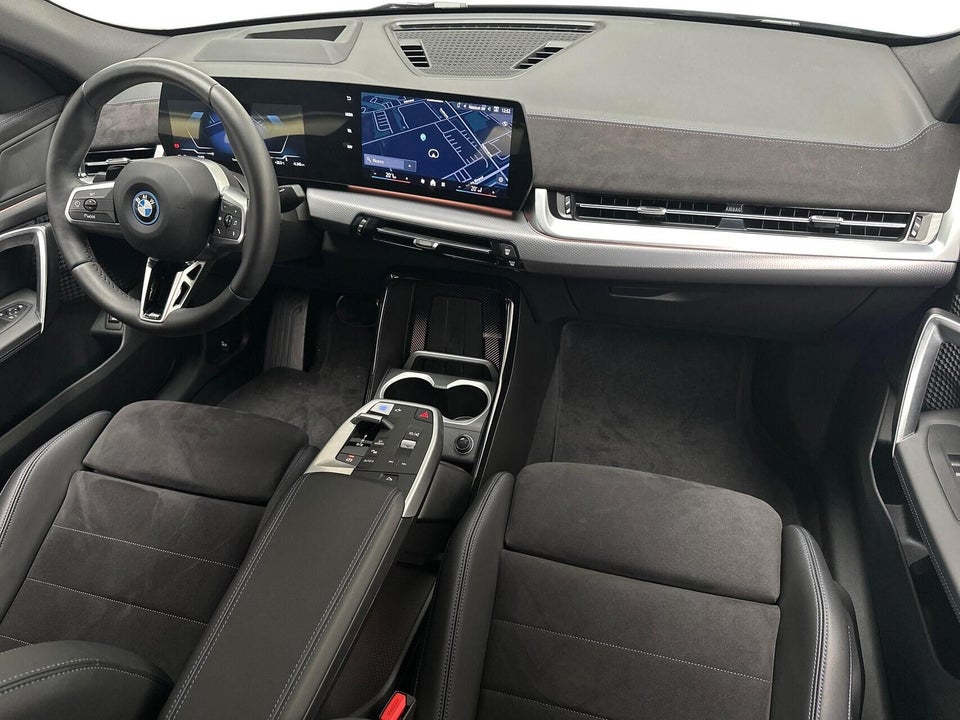 BMW iX2 xDrive30 M-Sport 5d