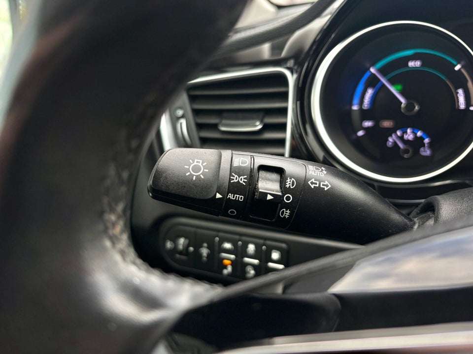 Kia Ceed 1,6 PHEV Upgrade SW DCT 5d