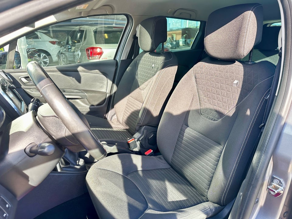 Renault Clio IV 0,9 TCe 90 Limited Sport Tourer 5d