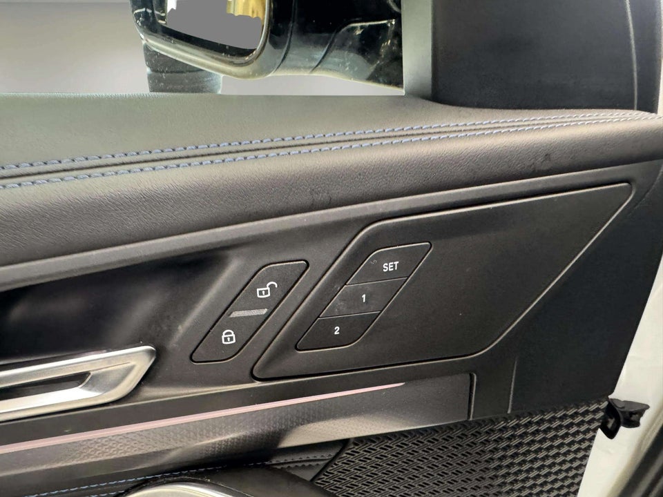 BMW iX1 eDrive20 M-Sport 5d