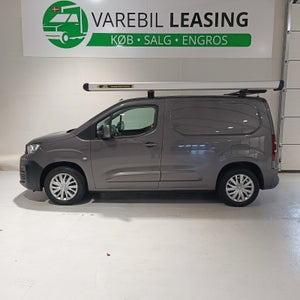 Peugeot Partner, modelår 2020, 99,000 km