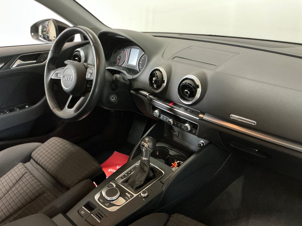 Audi A3 35 TDi Sport Sportback S-tr. 5d