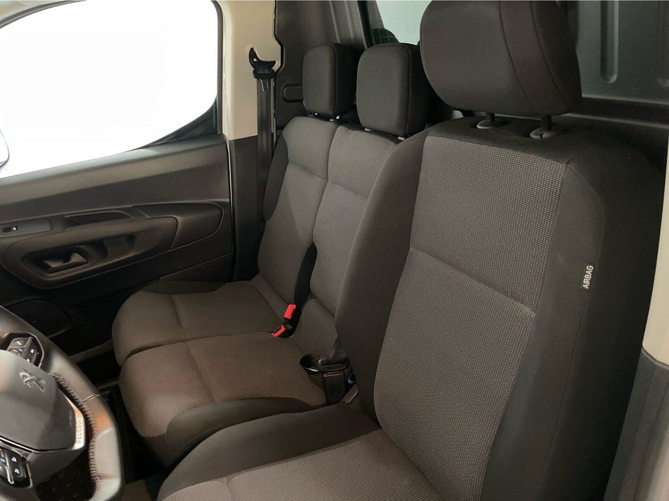 Peugeot Partner 1,5 BlueHDi 130 L2V2 Ultimate EAT8 Van