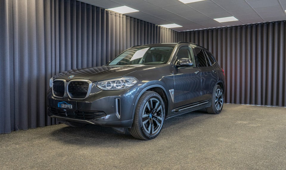 BMW iX3 Charged 5d