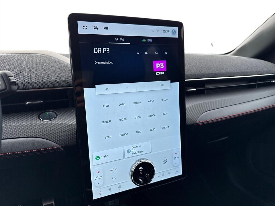 Ford Mustang Mach-E 70 Premium Standard Range AWD 5d