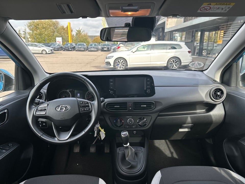 Hyundai i10 1,0 MPi Essential 5d