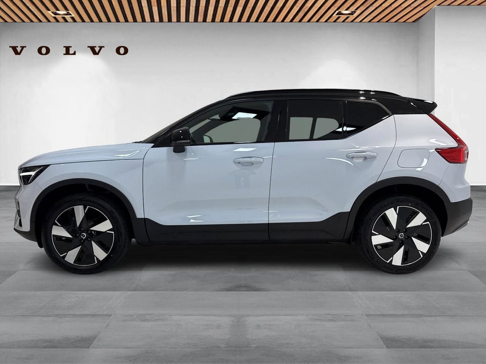 Volvo XC40 ReCharge Extended Range Plus 5d