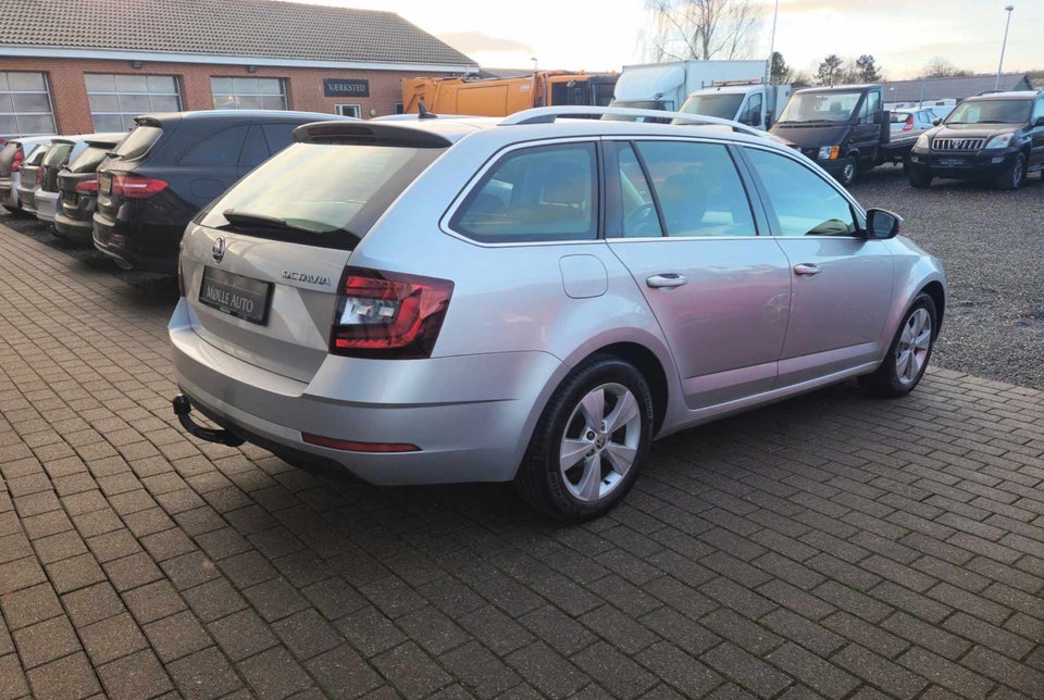 Skoda Octavia 2,0 TDi 150 Style Combi DSG 5d