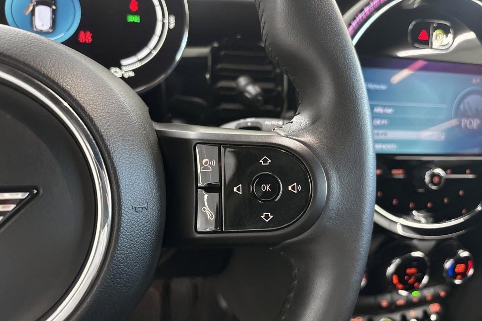 MINI Cooper SE Classic Trim 3d