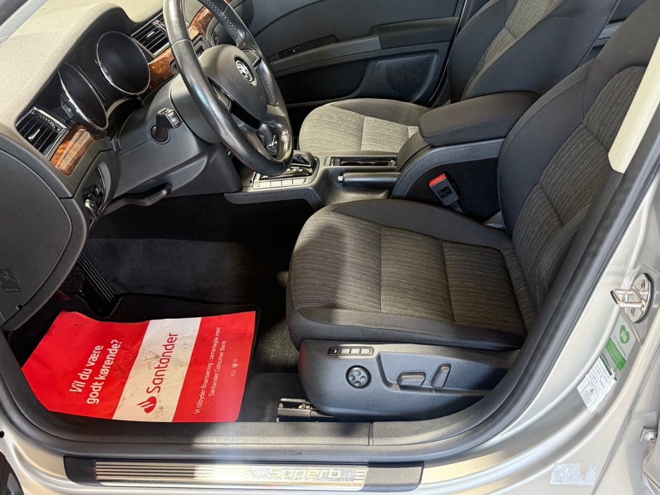 Skoda Superb 1,8 TSi 160 Elegance DSG 5d