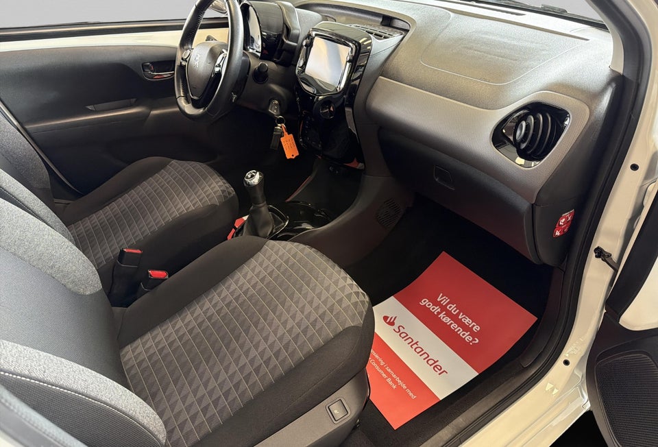 Peugeot 108 1,0 e-VTi 72 Allure+ 5d