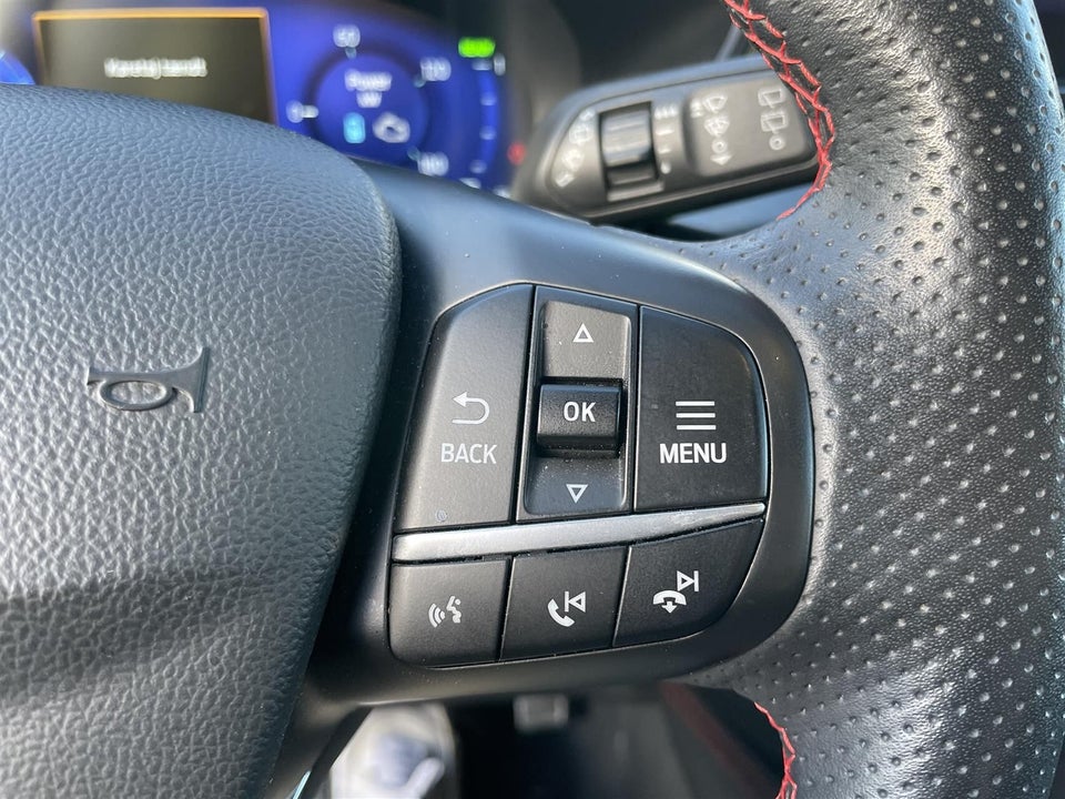 Ford Kuga 2,5 PHEV ST-Line X CVT 5d