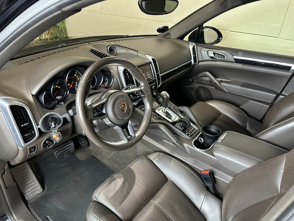 Porsche Cayenne 3,0 D Tiptr. 5d