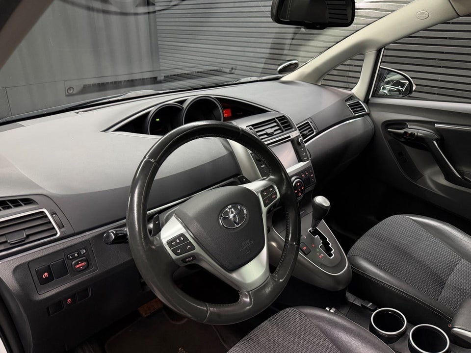 Toyota Verso 1,8 VVT-i T2 MDS Skyview 7prs 5d