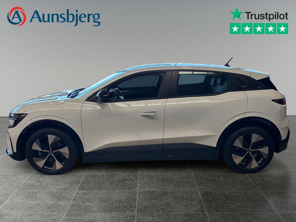 Renault Megane E-Tech 40 Equilibre 5d