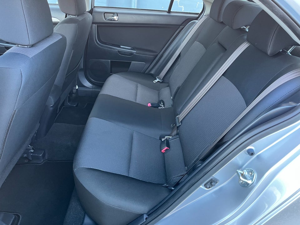 Mitsubishi Lancer 1,8 Instyle SportBack 5d