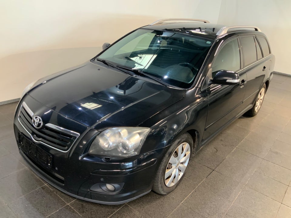 Toyota Avensis 2,2 D-4D 150 Sol stc. 5d