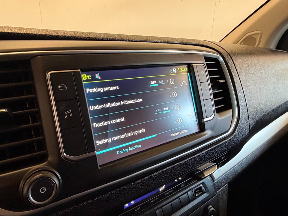 Peugeot e-Expert 75 L2 Premium Van