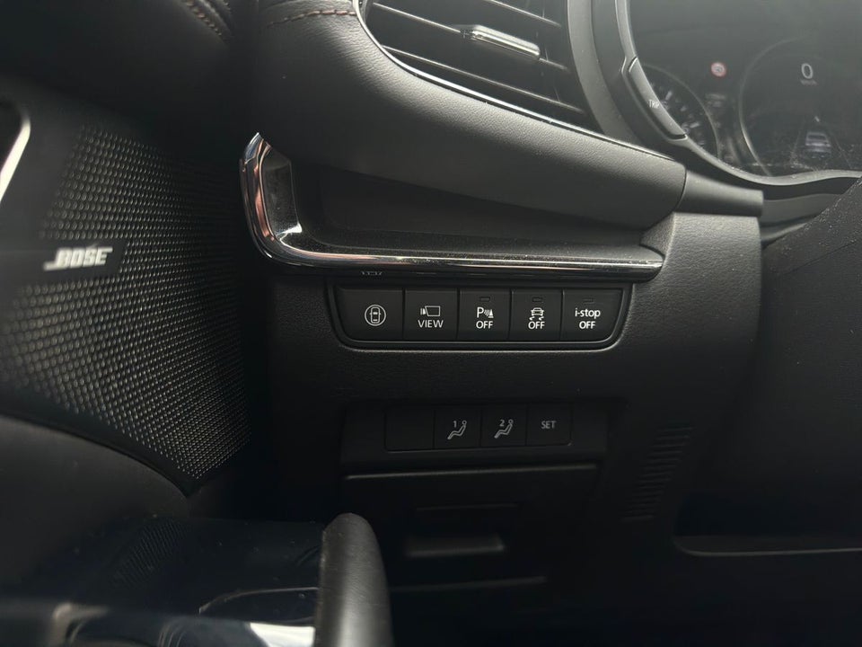Mazda 3 2,0 SkyActiv-G 122 Cosmo aut. 4d