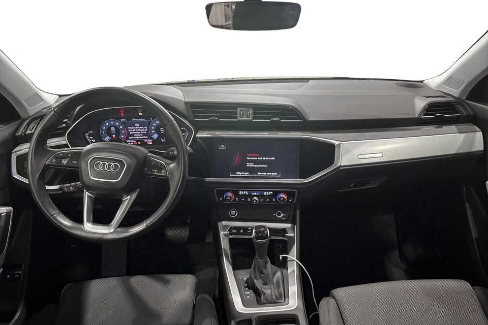 Audi Q3 45 TFSi e Attitude+ S-tr. 5d