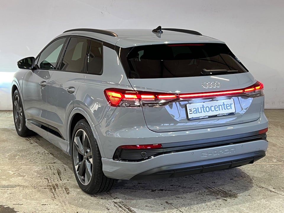 Audi Q4 e-tron 40 S-line 5d