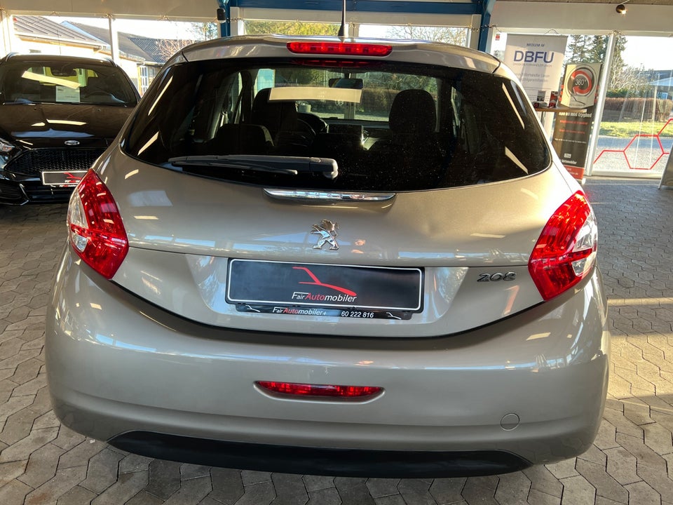 Peugeot 208 1,2 VTi Active 5d