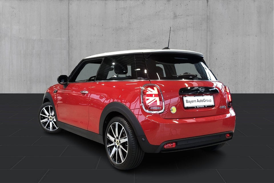 MINI Cooper SE Classic Trim 3d