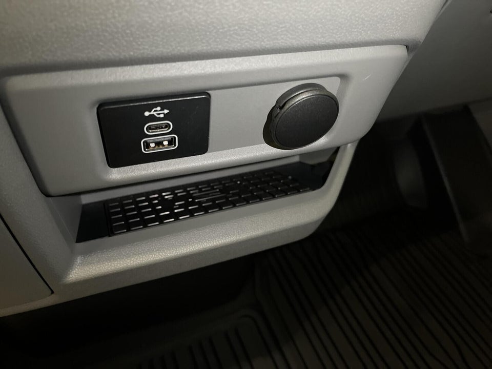 Ford E-Transit Custom 320S 64 Trend