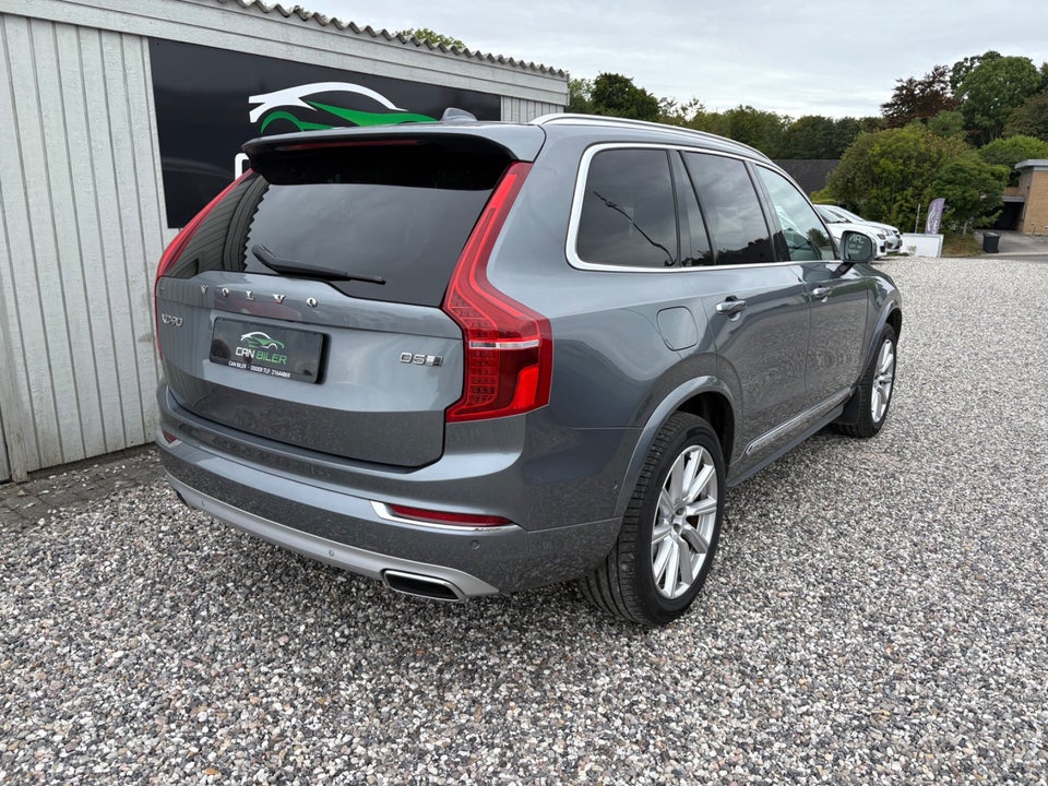 Volvo XC90 2,0 D5 235 Momentum aut. AWD 7prs 5d