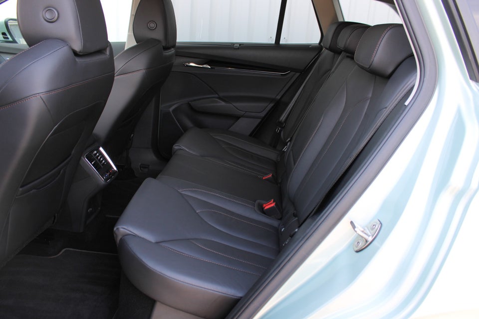 Skoda Enyaq 80 iV Suite 5d