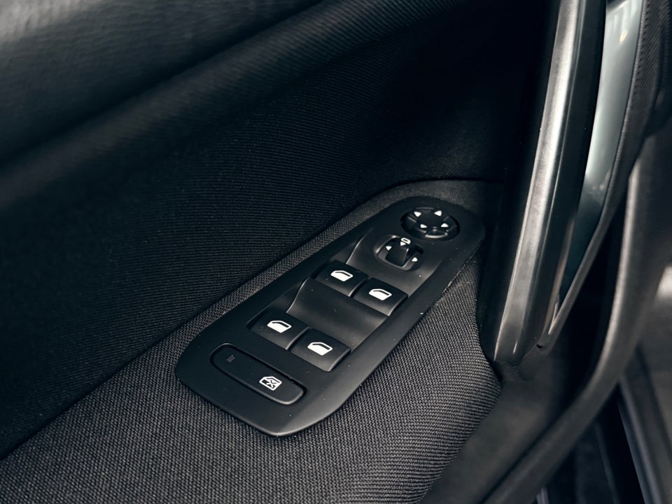 Peugeot 308 1,5 BlueHDi 130 Style 5d