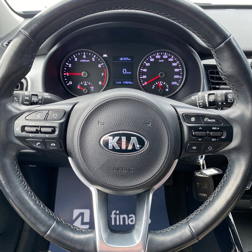 Kia Stonic 1,0 T-GDi Attraction+ 5d