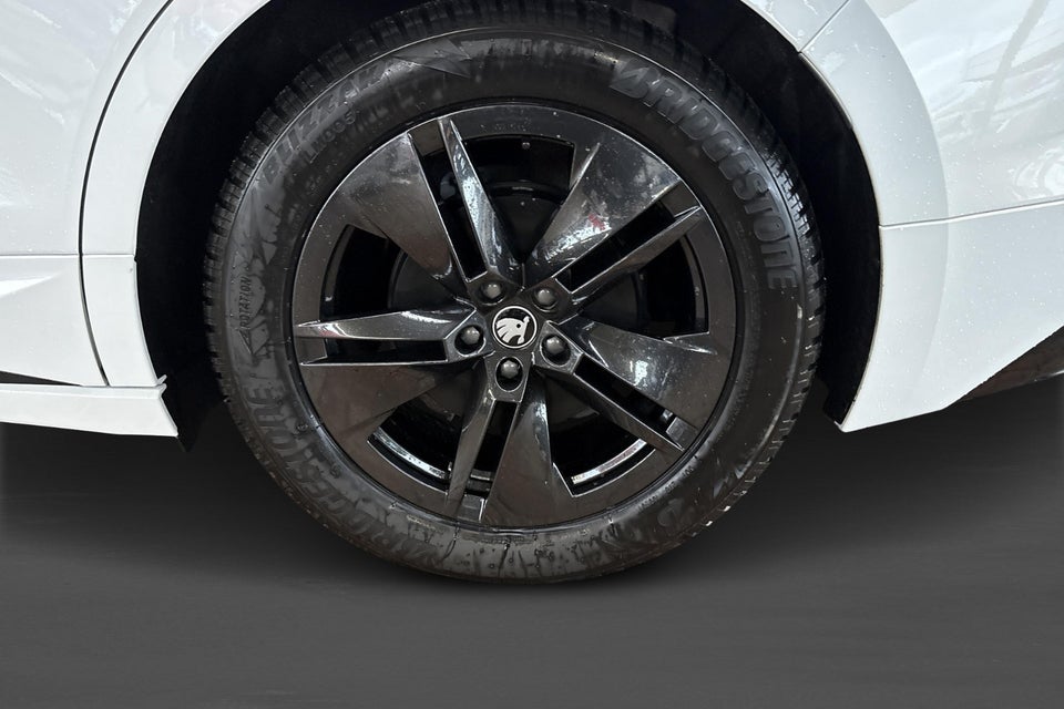 Skoda Enyaq 85 iV Sportline Advanced 5d