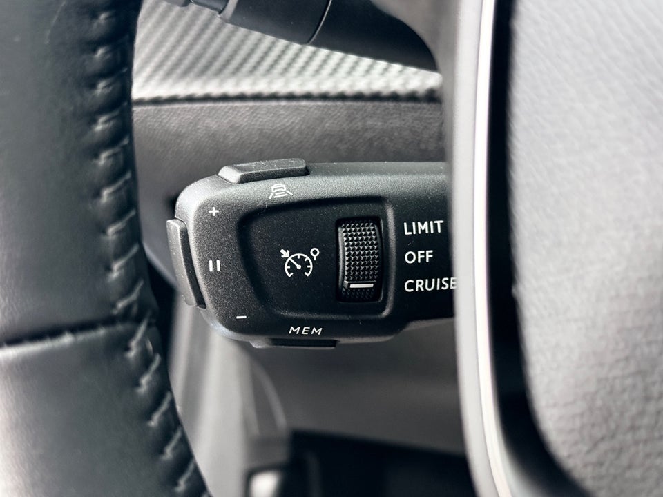 Peugeot 208 1,2 PureTech 100 Precision Pack 5d