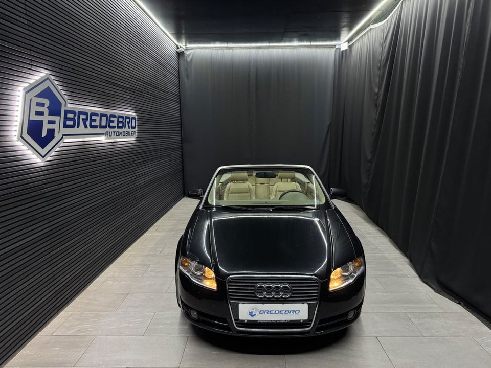 Audi A4 3,0 TDi Cabriolet quattro Tiptr. 2d