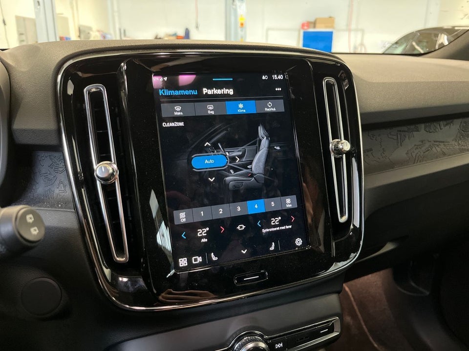 Volvo XC40 ReCharge Extended Range Plus 5d