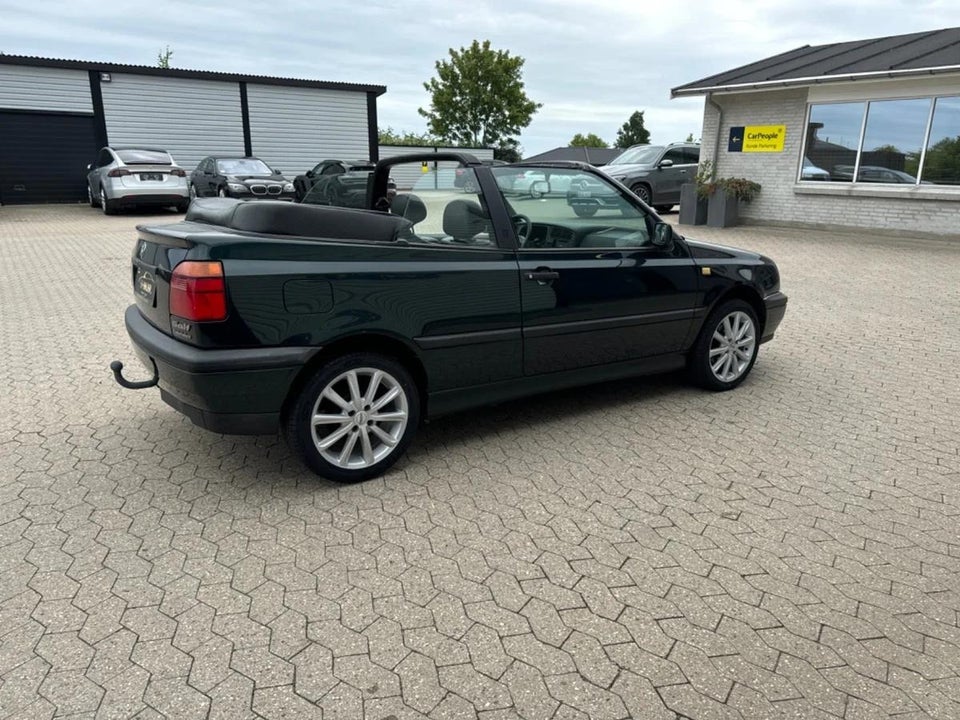VW Golf III 1,8 Cabriolet aut. 2d