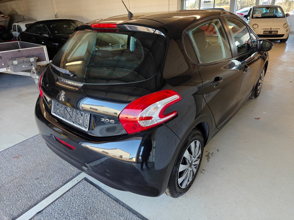 Peugeot 208 1,2 VTi Active 5d
