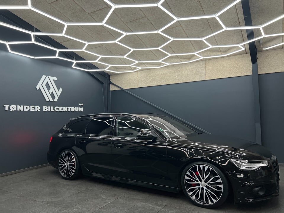 Audi A6 3,0 TDi 326 S-line Competition Avant quattro Tiptr. 5d