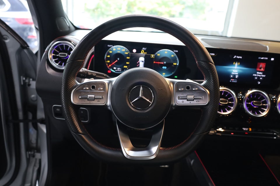 Mercedes EQB300 AMG Line 4Matic 5d
