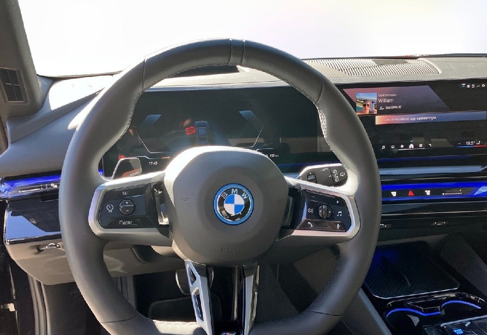 BMW i5 eDrive40 Touring Supercharged 5d