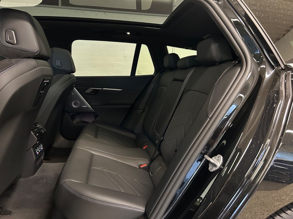 BMW i5 eDrive40 Touring Fully Charged M-Sport 5d