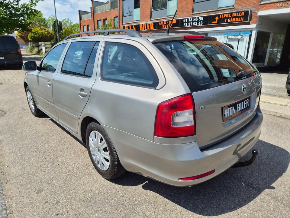 Skoda Octavia 1,4 TSi 122 Ambiente Combi GreenTec 5d