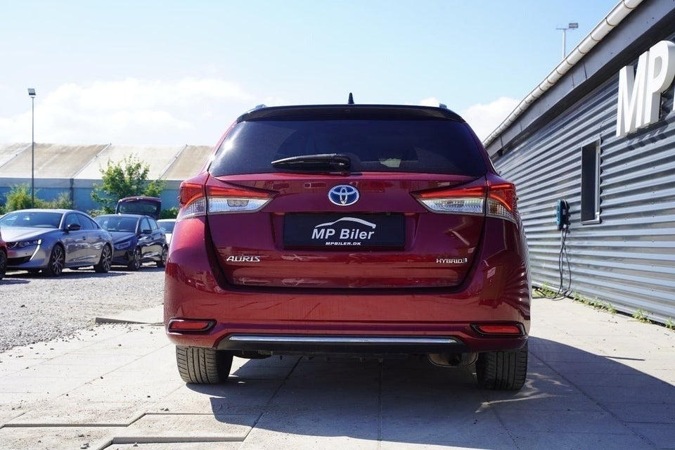 Toyota Auris 1,8 Hybrid H2 Touring Sports CVT 5d