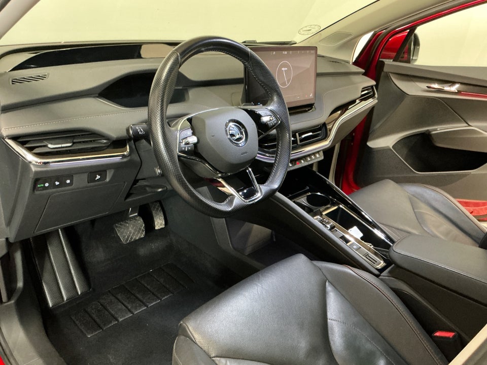 Skoda Enyaq 80x iV Suite 5d