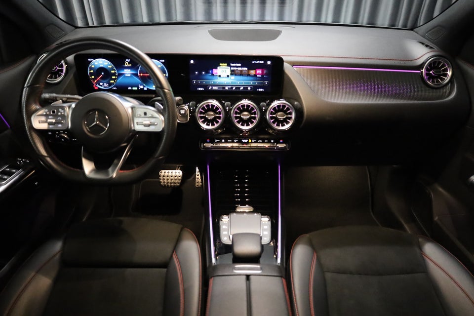 Mercedes EQA300 AMG Line 4Matic 5d