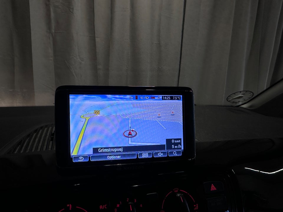 VW Up! 1,0 75 Move Up! ASG 3d